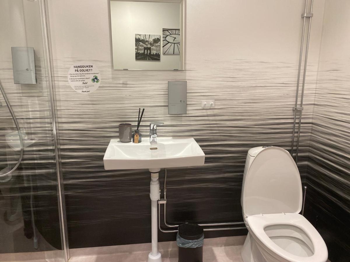 אסקילסטונה Hotell Tunapark מראה חיצוני תמונה