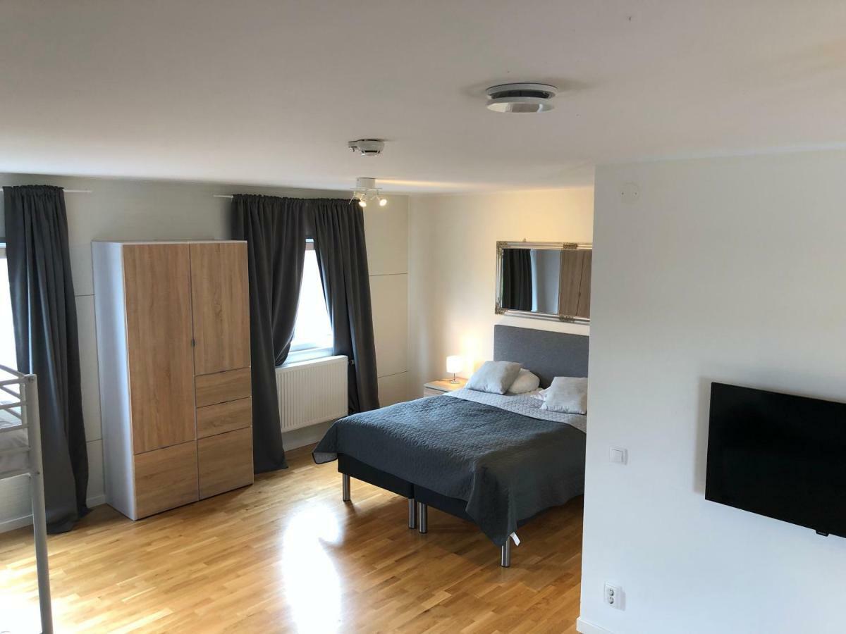 אסקילסטונה Hotell Tunapark מראה חיצוני תמונה